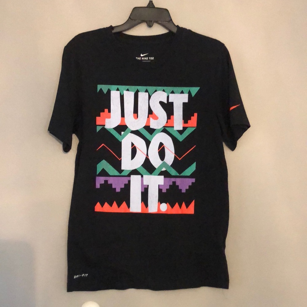 Mens Nike “Just Do It” t-shirt size small
